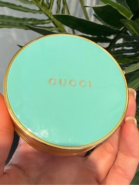 Gucci bronzer in 03